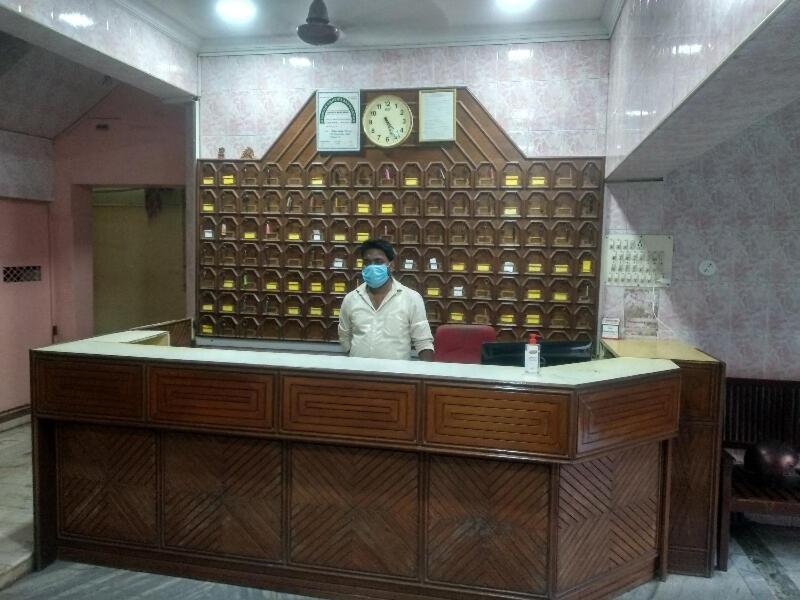 Spot On 80584 Pudur Lucky Mansion Hotel Chennai Exterior photo